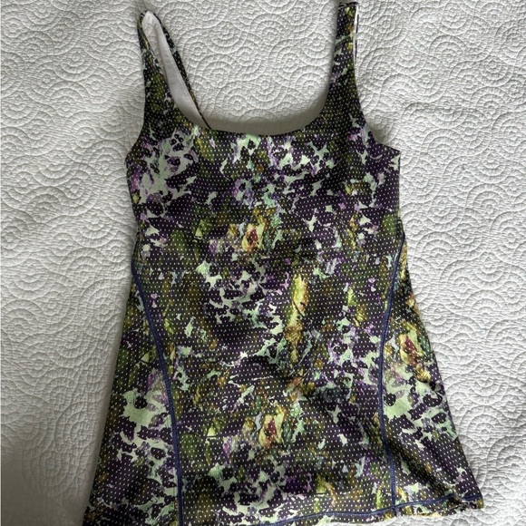 Lululemon dancing warrior tank size xs - Picture 4 of 15